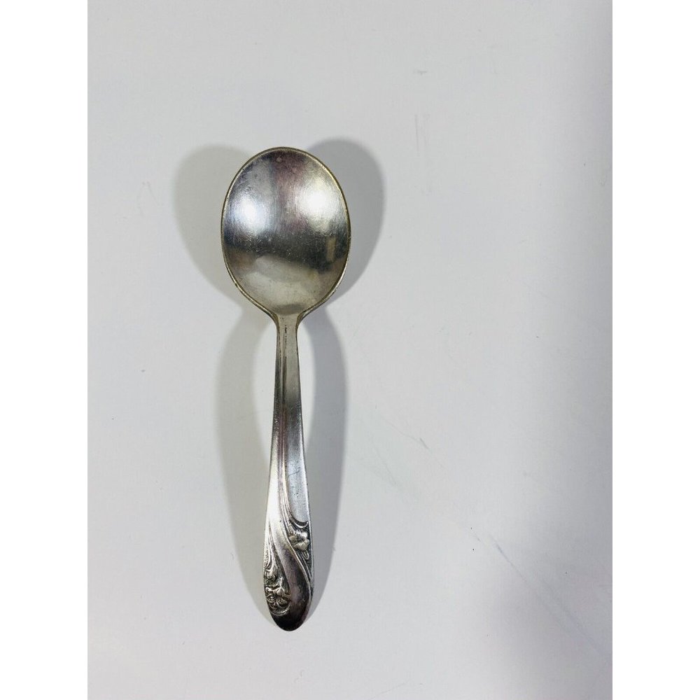 Holmes & Edwards Baby Spoon Romance Pattern 1952 Silver Plate IS Deep 4”